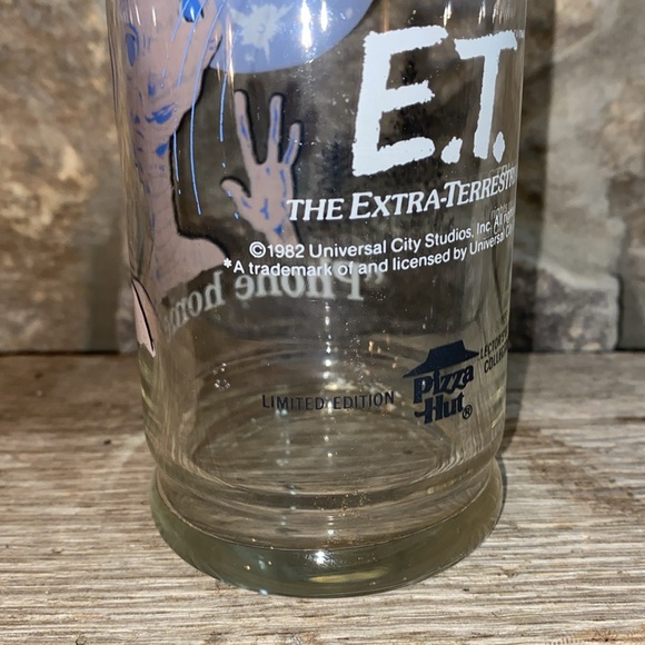 Retro 1982 E.T. X Pizza Hut. 16oz. - Picture 11 of 12